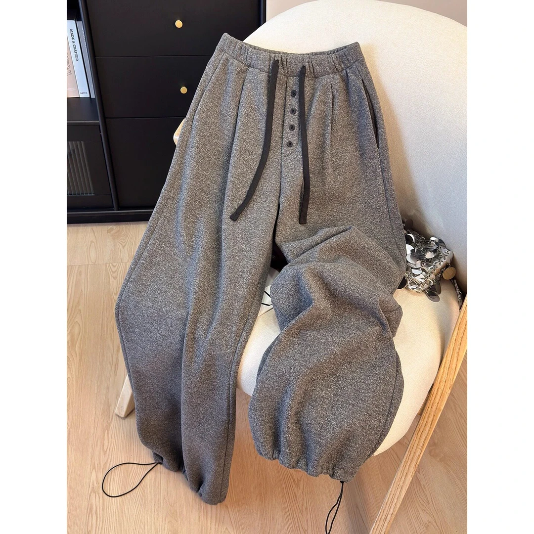 胖妹妹240斤大码灰色加绒阔腿运动裤女秋冬新款高腰宽松束脚卫裤