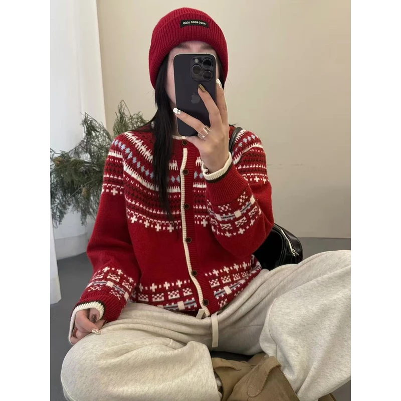 5878 {费尔岛毛衣}欧家女款加厚设计感保暖外套