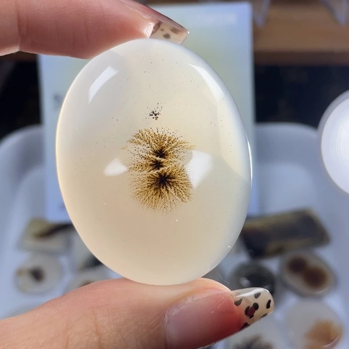 玛瑙/玉髓未镶嵌牌子