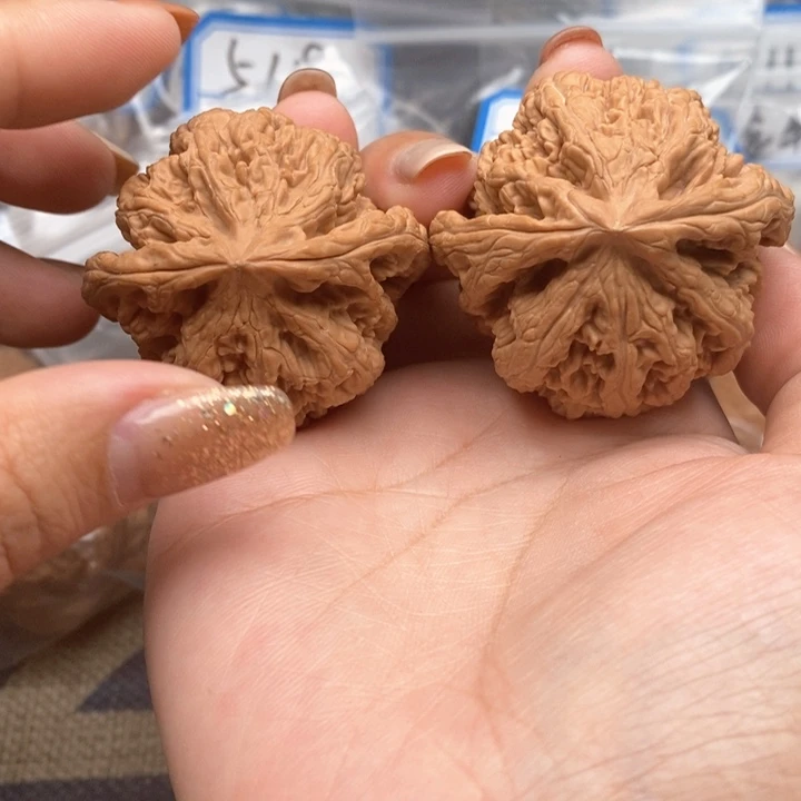 猴头核桃吊坠209号全品粗筋45.45.43