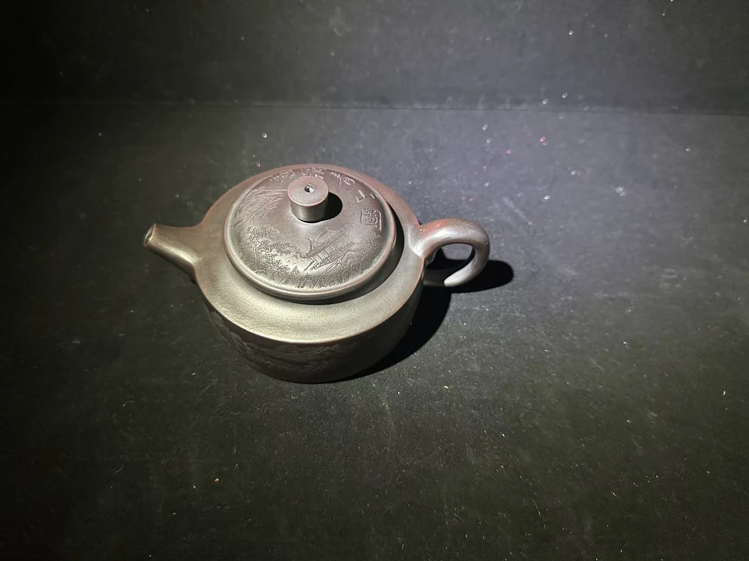 宜兴紫砂雾隐青山图 铁血红砂 朱志远