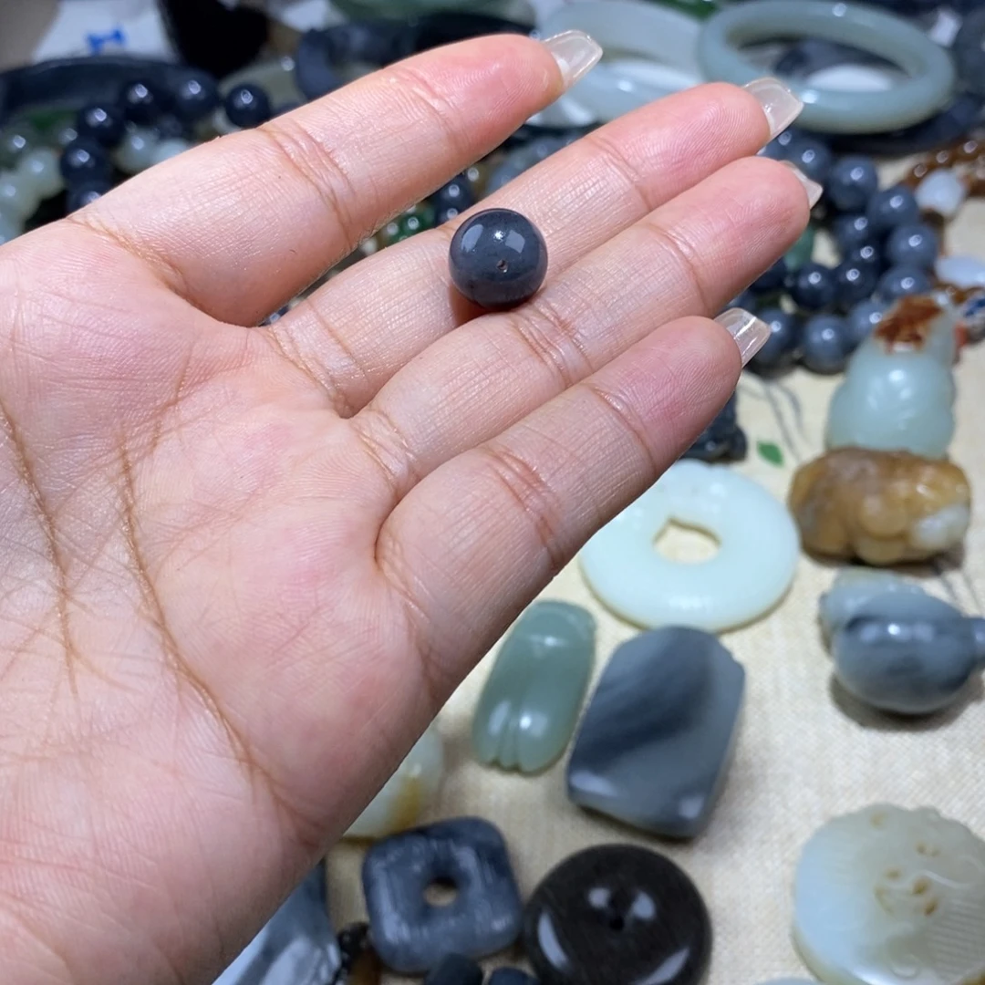 和田玉未镶嵌挂件静**开