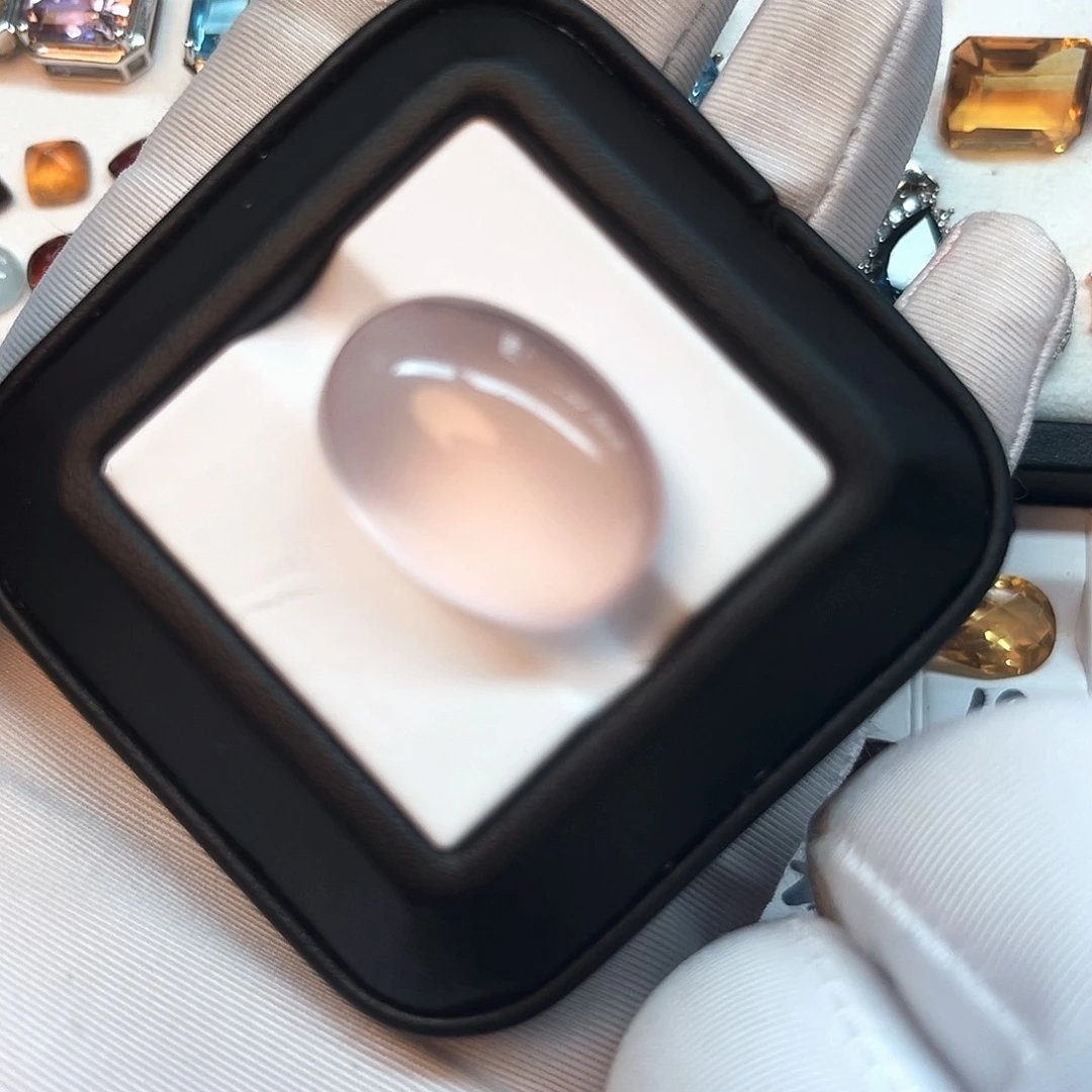 芙蓉石珠宝半成品未镶嵌椭圆形粉水晶卡24×18毫米