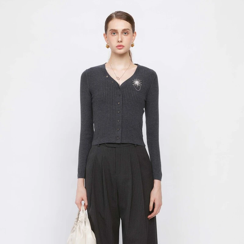 sdeer圣迪奥女装OL风胸针流苏修身开衫针织衫S24363501