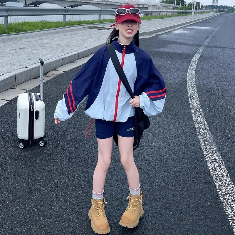 新款中大童户外露营骑行冲锋衣防晒外套宽松潮酷工装防风衣上衣夏