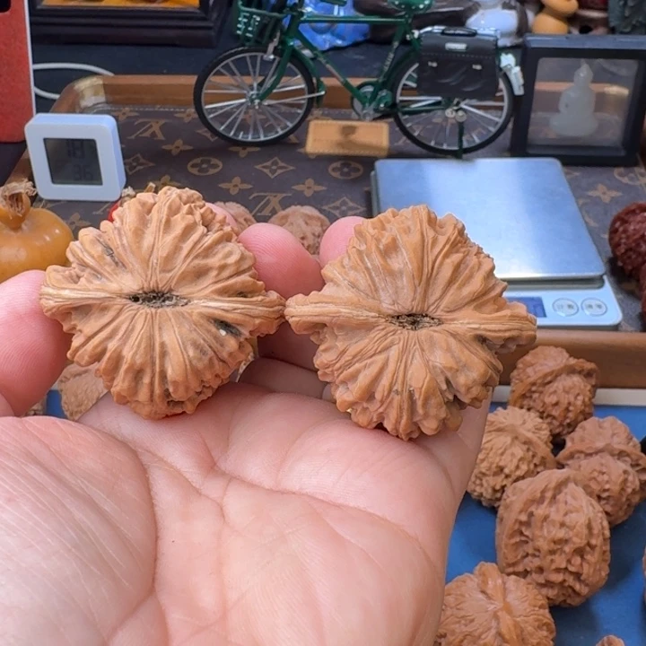 文玩核桃把件正版平谷楼