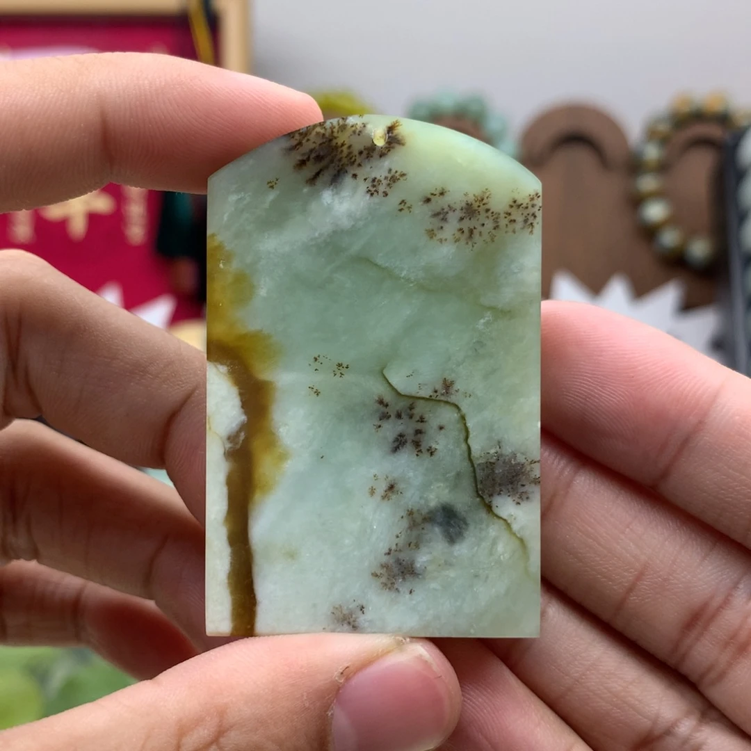 岫玉未镶嵌吊坠(不含链)
