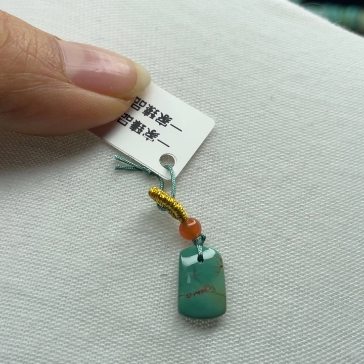 绿松石未镶嵌珠宝