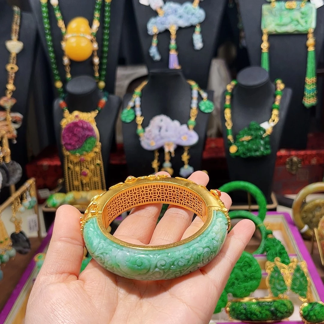 【闪购商品】翡翠手镯未镶嵌福利