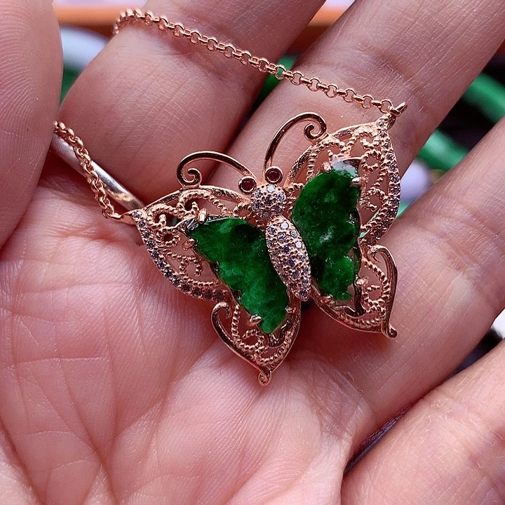 翡翠颈饰银S925镶嵌翡翠