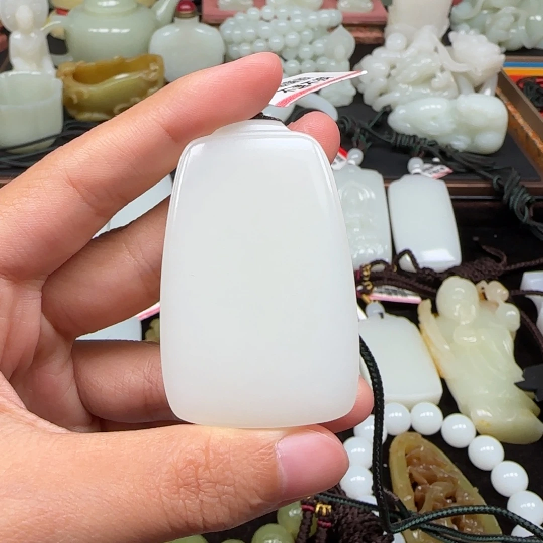 阿***文和田玉未镶嵌挂件