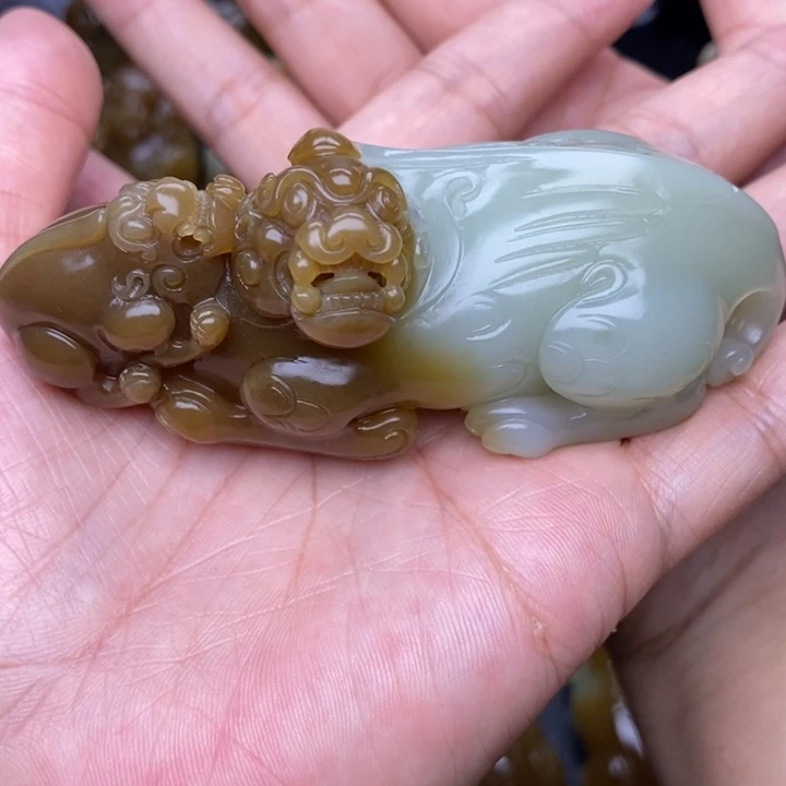未镶嵌和田玉把件狂*