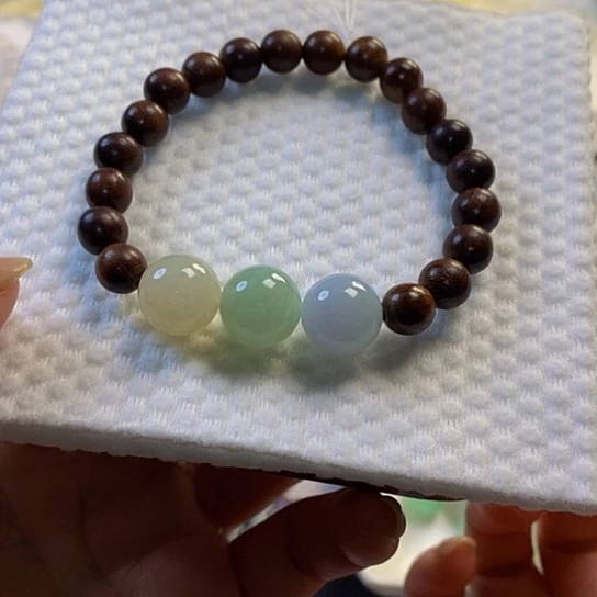 定制翡翠未镶嵌翡翠.