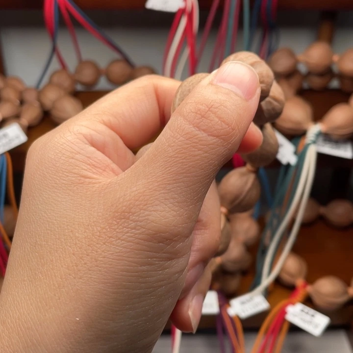 L***匕手串/手链橄榄核梅林铁核梅林发货