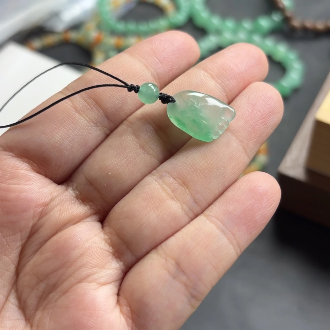 石英质玉未镶嵌手机链