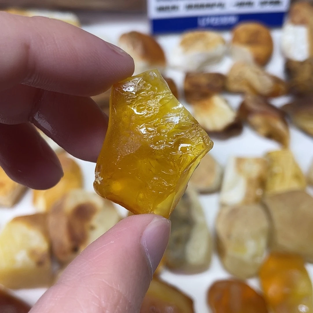 定制琥珀未镶嵌原矿琥珀