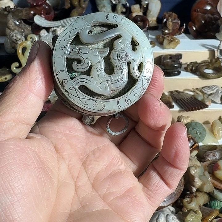 简***淡和田玉（糖玉）未镶嵌挂件
