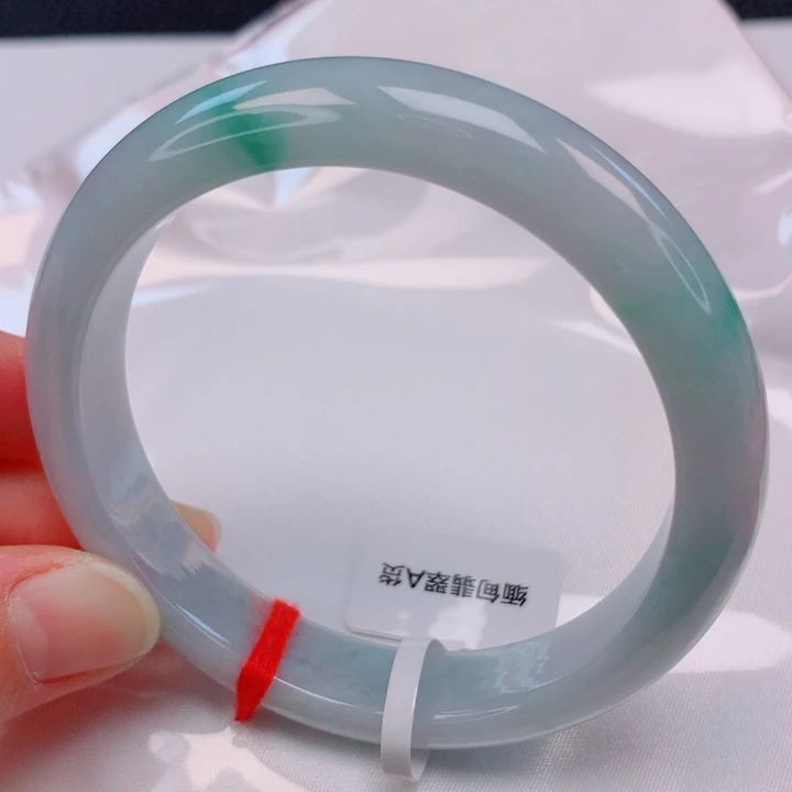 翡翠未镶嵌手镯59。60