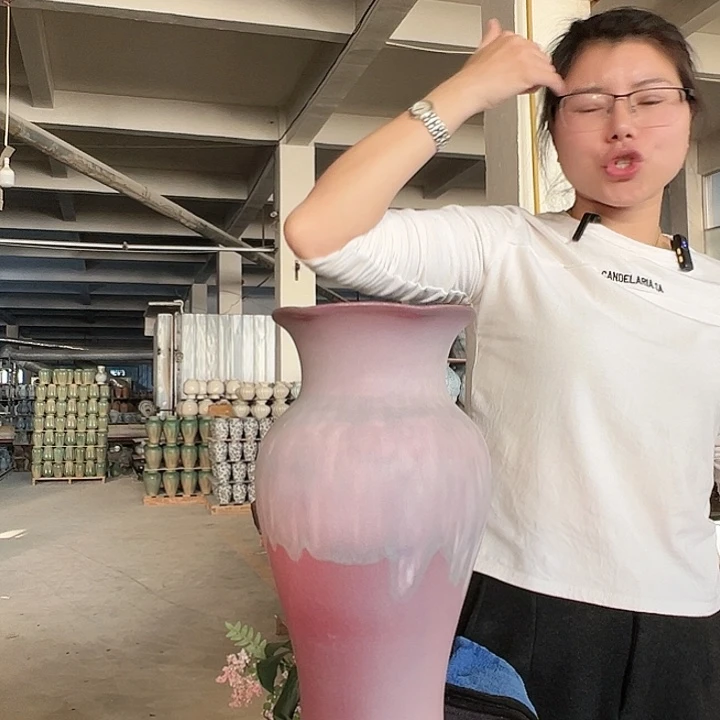 景德镇陶瓷花瓶工厂