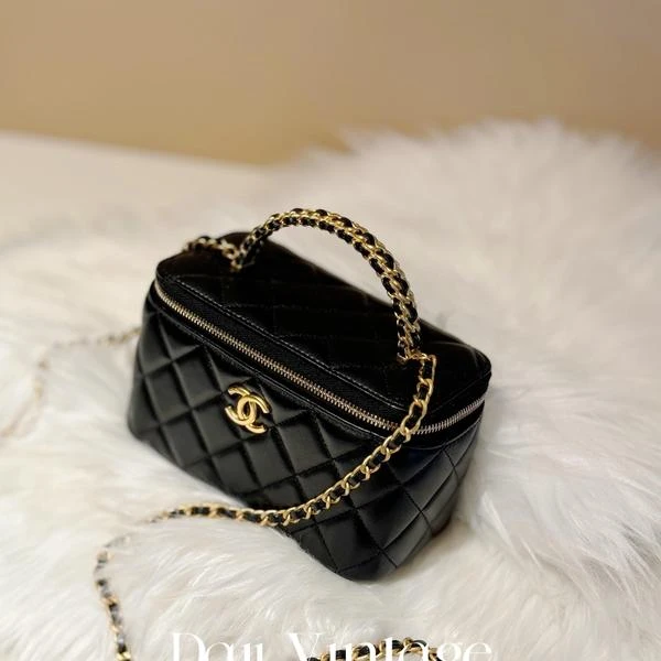 大吉中古/Chanel香奈儿黑金皮穿链手柄长盒子斜挎包