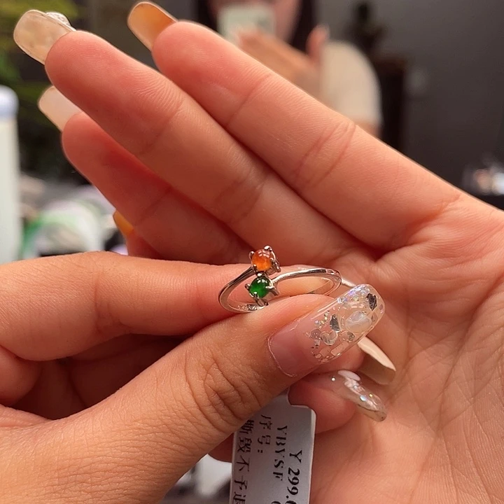 颈饰未镶嵌翡翠缅甸翡翠