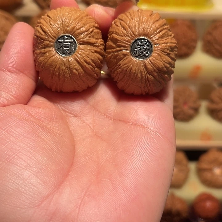 半****桃核吊坠精品核桃