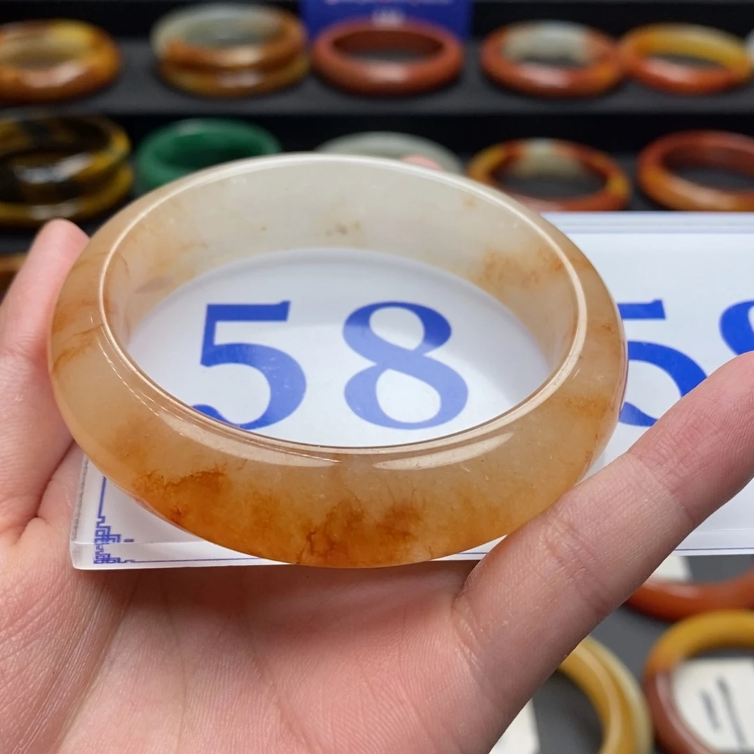 石英质玉（黄龙玉）手镯微瑕未镶嵌