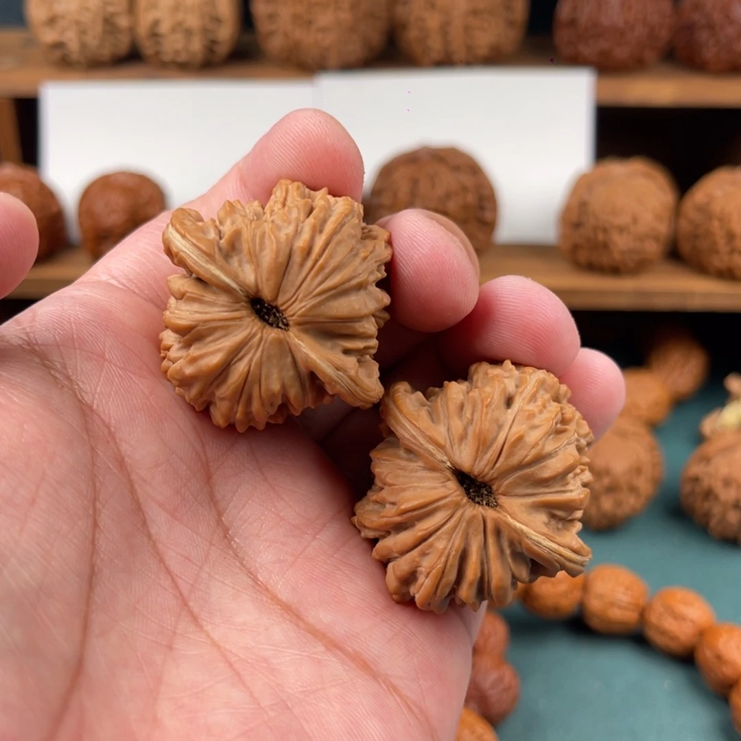 牛***喵文玩核桃平谷四座楼37.5/38