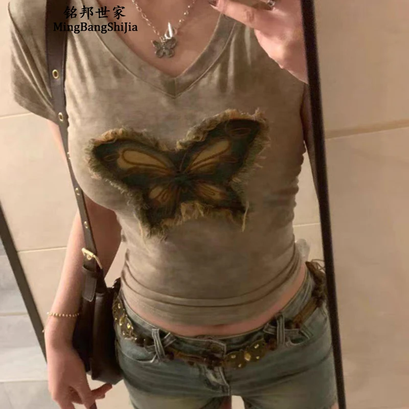 【铭邦世家】V领蝴蝶正肩短袖T恤女夏季新款设计感刺绣扎染收腰上衣