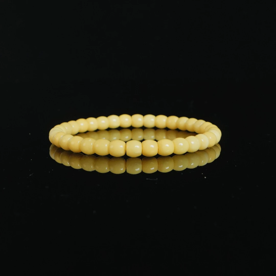 DY-M5870 蜜蜡直切手串 4.49g