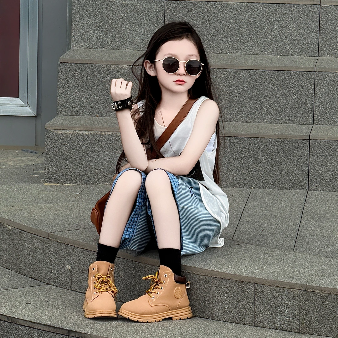 女童夏季新款2025韩版洋气时髦中长款吊带背心卡通绣花中裤套装潮