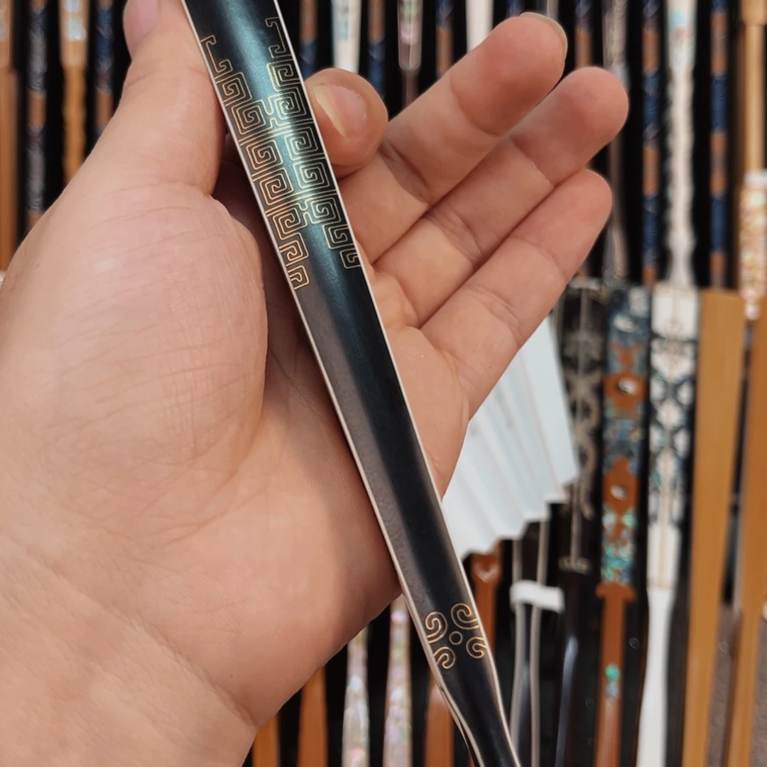 阿***丶扇子纯手工制作工艺精湛