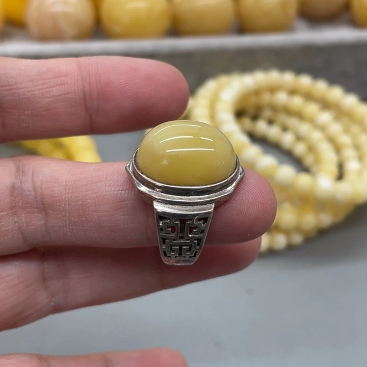 琥珀未镶嵌裸石蜜蜡