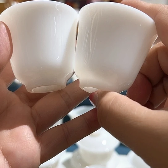 摆件璞玉冰种玉瓷