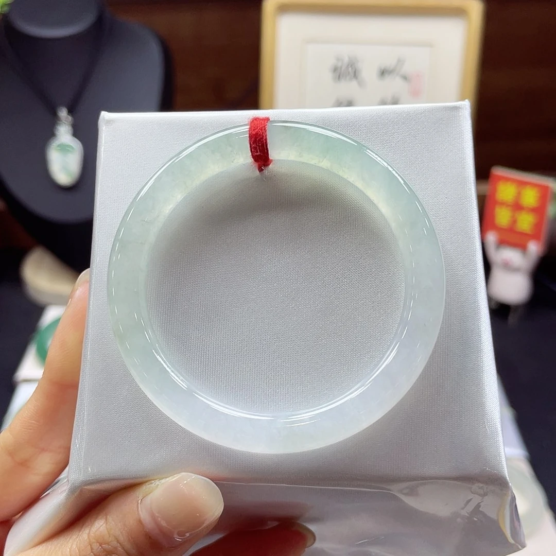 呦***候未镶嵌手镯翡翠1号