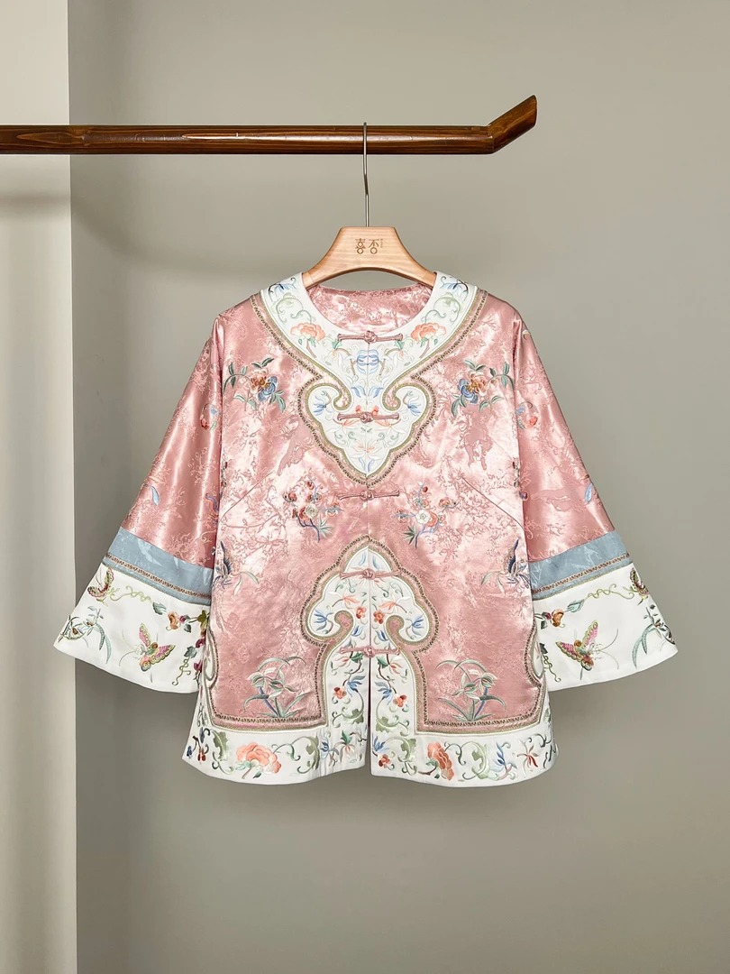 【十三郎】新中式新款刺绣圆领中襟短款太太服上衣241151