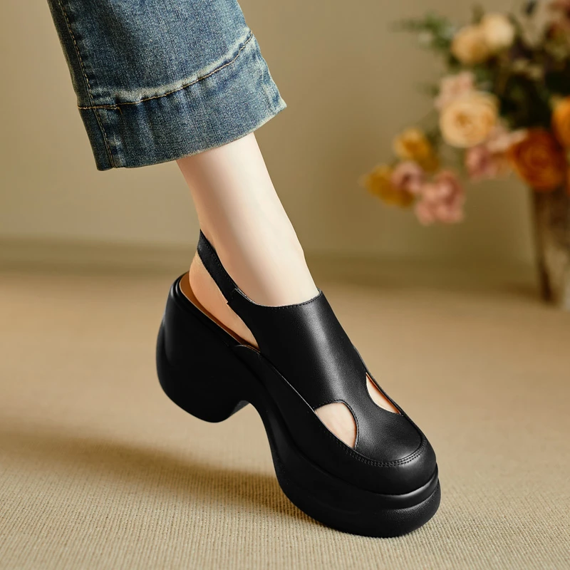 修悦女鞋 9.5cm小个子不累脚厚底坡跟镂空罗马凉鞋女包头后空高跟