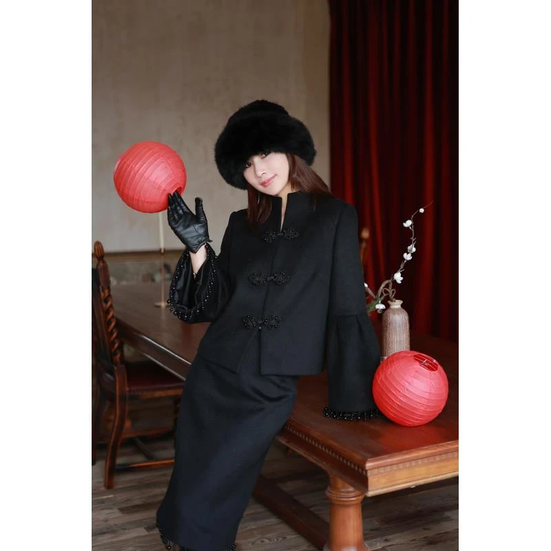 LUXURYMEMO【嘉玲套装】时尚新款气质盘扣流苏羊毛套装