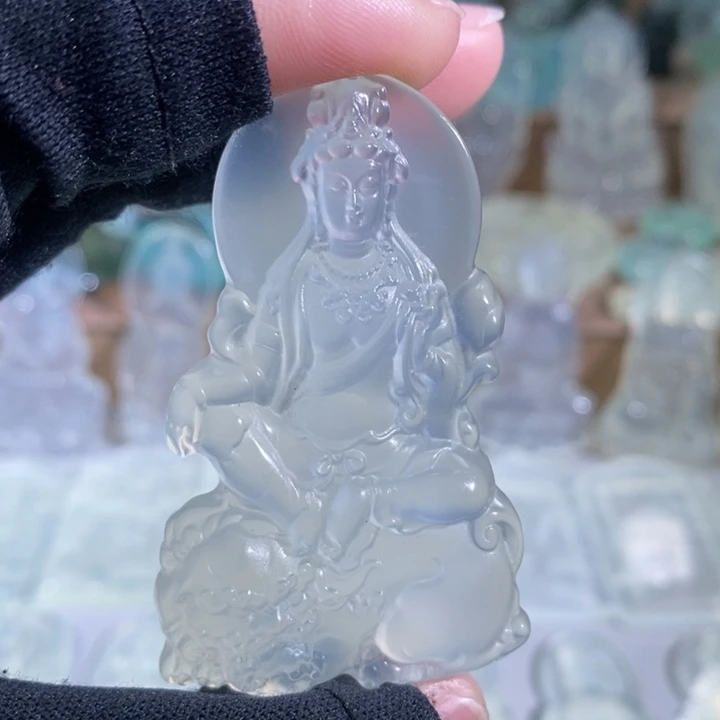 岫玉未镶嵌吊坠骐****?吊坠