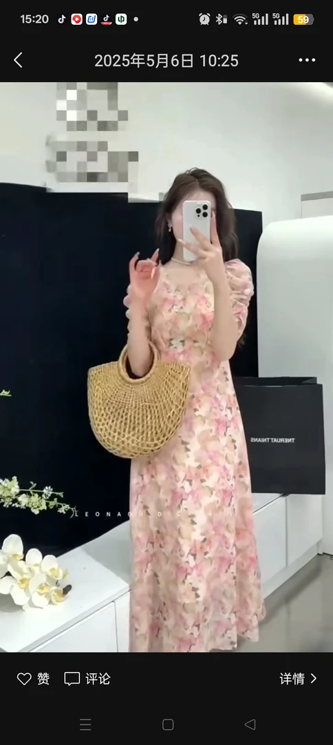 夏季法式方领碎花收腰泡泡袖气质显瘦连衣裙