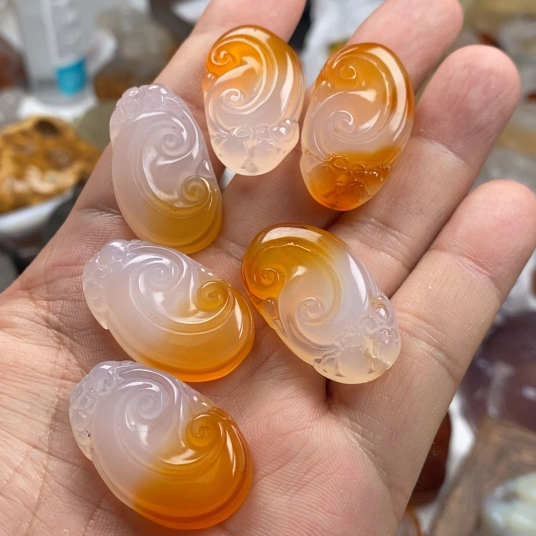 玛瑙/玉髓未镶嵌颈饰多样性发其一