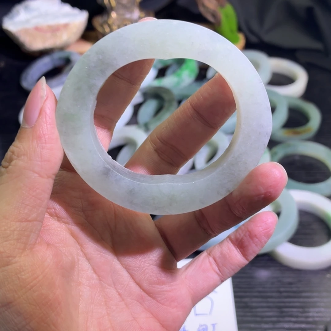 定制翡翠未镶嵌天然翡翠A货毛胚手镯定制