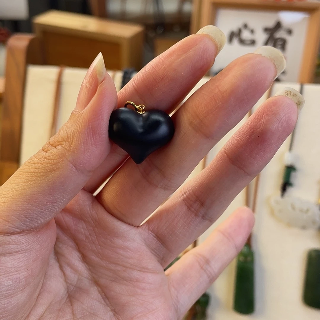 【闪购商品】和田玉18K金镶嵌颈饰