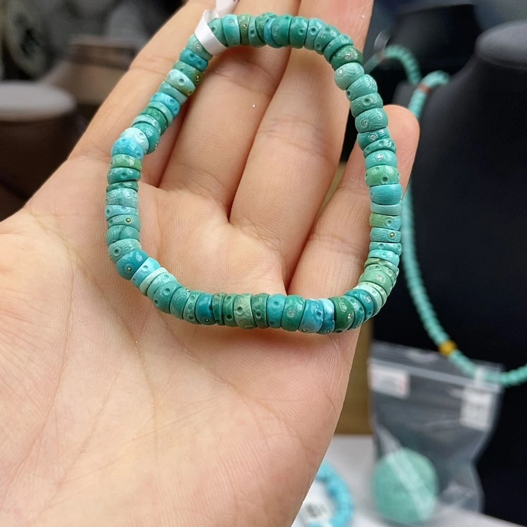 未镶嵌绿松石珠宝奇石