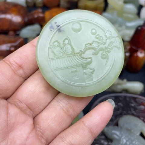 蛇纹石玉未镶嵌颈饰60
