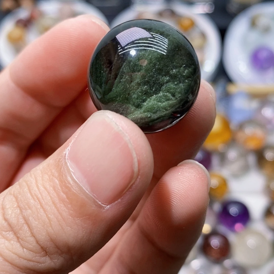 水晶颈饰未镶嵌我****哈圆球