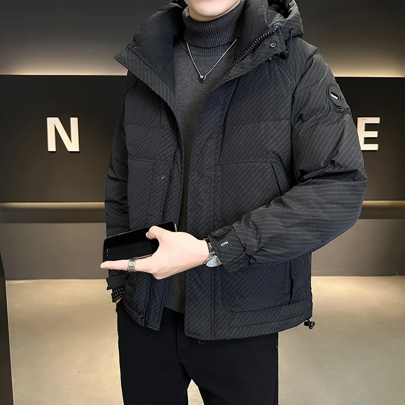 男士羽绒服冬季2025新款连帽加厚保暖衣服男款冬装短款防寒服外套