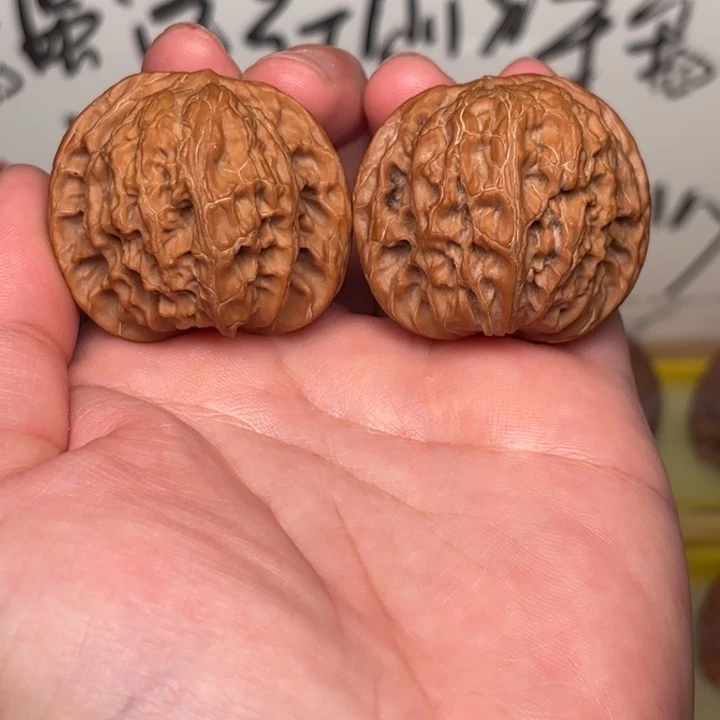 文玩核桃把件那***光39 尺全品无修老树磨盘