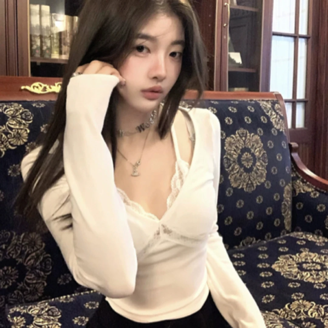 纯欲锁骨杀莫代尔手感蕾丝打底衫内搭T恤外穿女春夏v领长袖上衣
