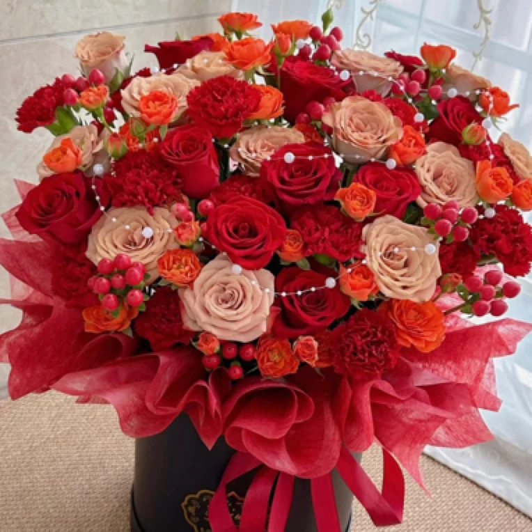 2025年红色喜庆抱抱桶送老人送亲戚送朋友都合适